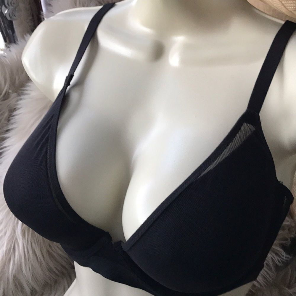 Maidenform full coverage black bra 36DD